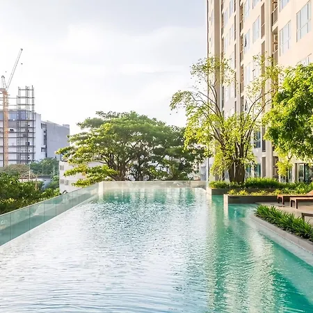 The Base อพาร์ทเม้น