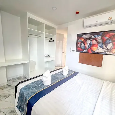 Apartment The Ocean Pearl - Steps Waterpark & Market Pattaya