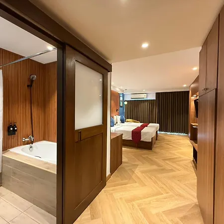 เบย์วอลค์ เรสซิเดนซ์ พัทยา - บาย ไทยวัฒน์ โรงแรม 3*