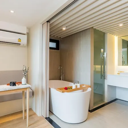 Mila Kohlarn มิ-ลา เกาะล้าน โรงแรม