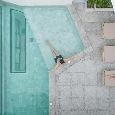 Mila Kohlarn มิ-ลา เกาะล้าน