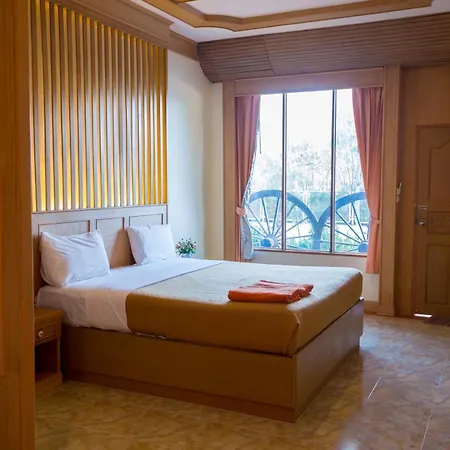โรงแรม นาวิน แมนชั่น 2 Navin Mansion 2 Pattaya