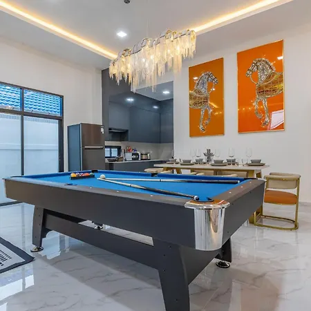 Luxury 3br Private Pool Near Walking Street Villa