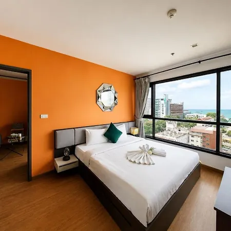 The Base Sea View Apartment Pattaya