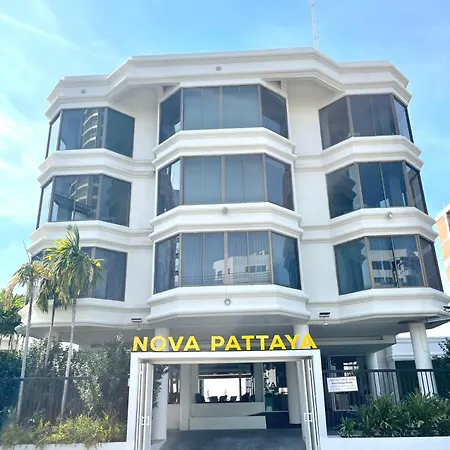 秘狗nova โรงแรม Pattaya