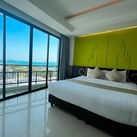 Bay Jomtien Hotel
