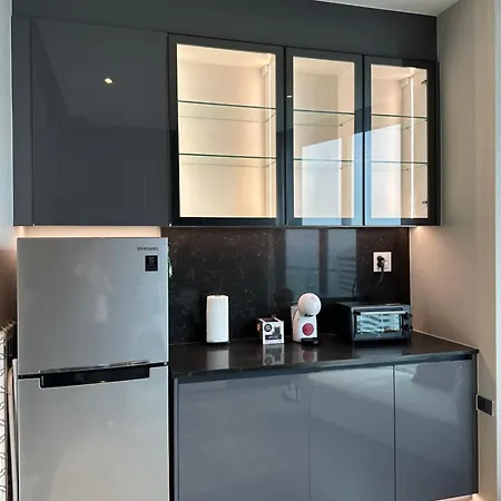 อพาร์ตโฮเทล 502 Edge 25th Floor Sea View With King Size Bed