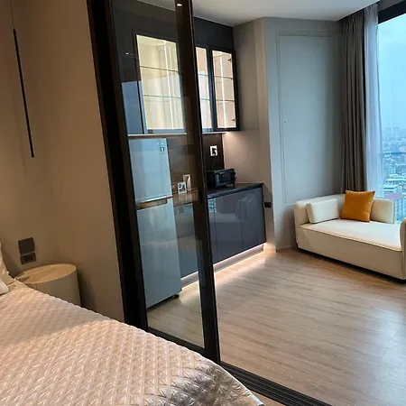 อพาร์ตโฮเทล 502 Edge 25th Floor Sea View With King Size Bed Pattaya