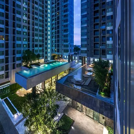 Base海景网红顶层无边泳池 双卧室套房 Aparthotel 3*