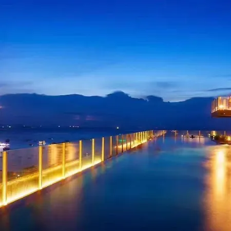 Aparthotel Base海景网红顶层无边泳池 双卧室套房 3*