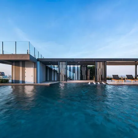 Base海景网红顶层无边泳池 双卧室套房 Aparthotel Pattaya