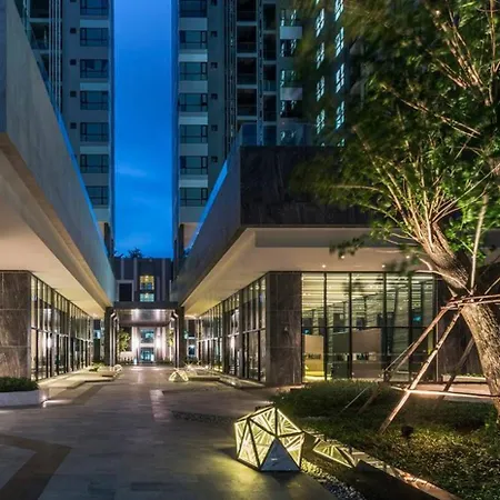 Base海景网红顶层无边泳池 双卧室套房 Aparthotel