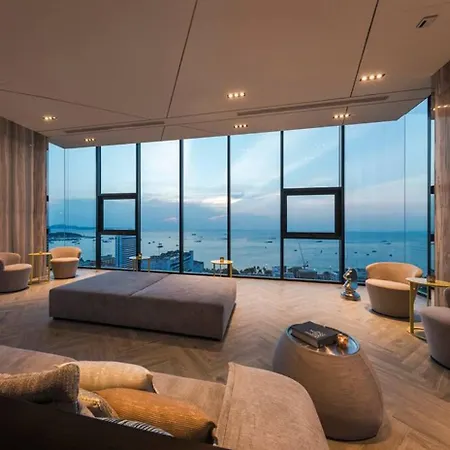 Aparthotel Base海景网红顶层无边泳池 双卧室套房 3*