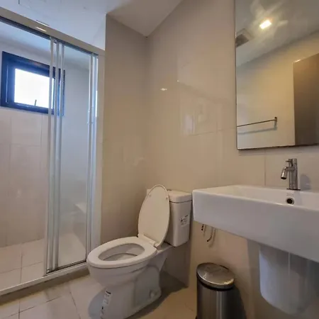 Base海景网红顶层无边泳池 双卧室套房 Aparthotel 3*