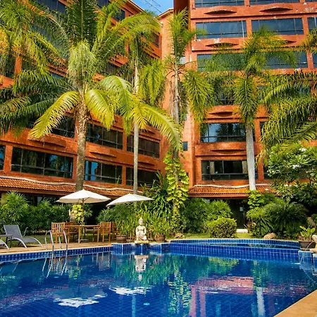 Nova Park 4*