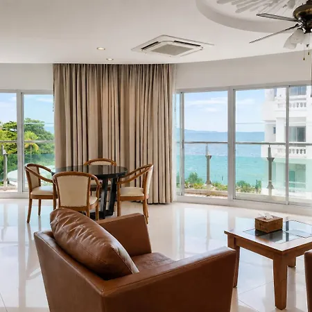 โรงแรม รอยัลบีชวิว Pattaya