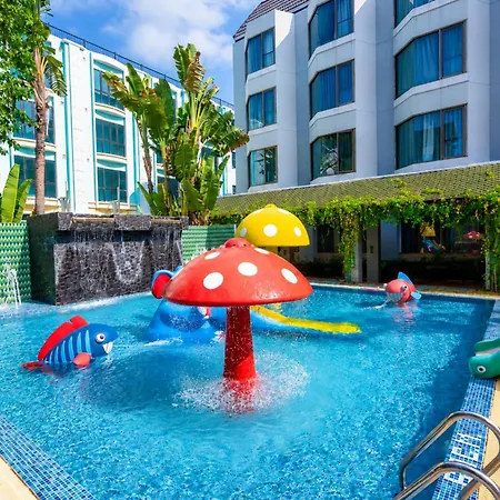 รีสอร์ท The Bayview