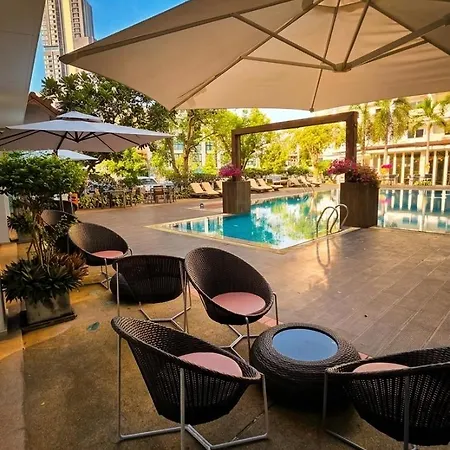 โรงแรม Hill Fresco 5*