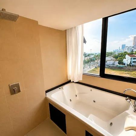 Hotel Royal Thai Pavilion Jomtien 4*