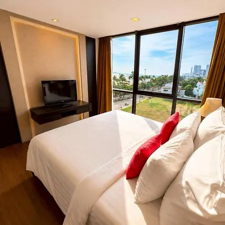 Hotel Royal Thai Pavilion Jomtien 4*