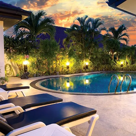วันหยุดที่บ้าน Sabai Minutes To City, Beach, Walkingstreet Pattaya