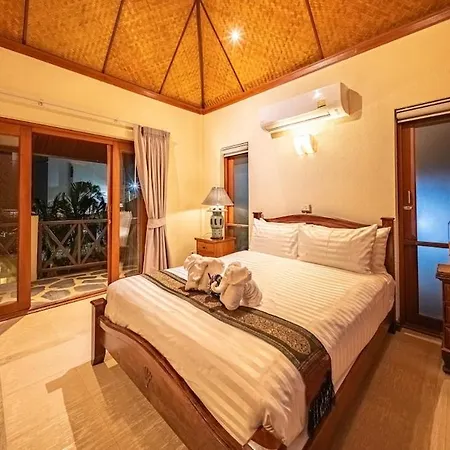 อพาร์ทเม้น Orchid House Pattaya, Totally Private Pool