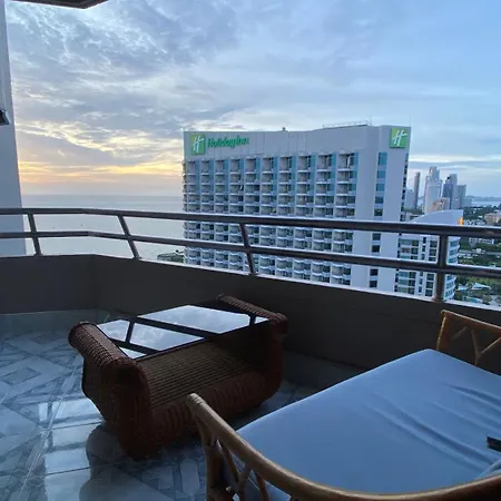 Apartment Pattaya Markland 16
