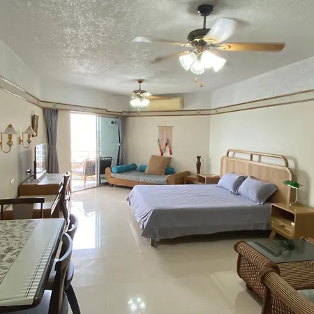 Pattaya Markland 16