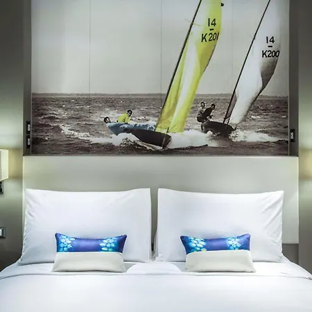 Mercure Ocean 4*