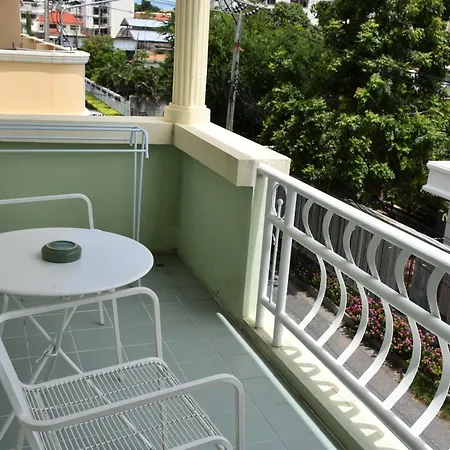 Jardin โรงแรม 3*