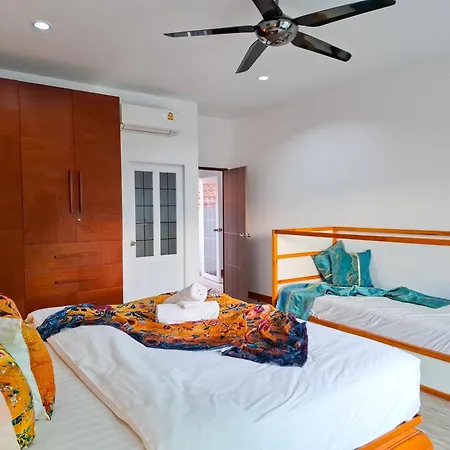 At 5 Mins Walk 3bdr Pool For Groups And Family Villa *
