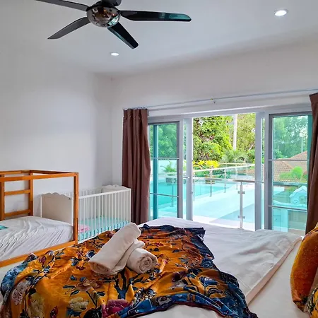 Villa At 5 Mins Walk 3bdr Pool For Groups And Family *