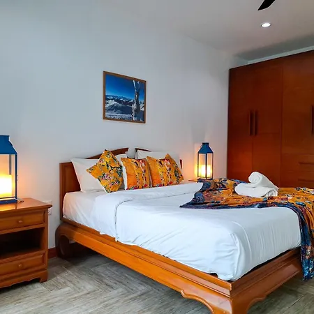 At 5 Mins Walk 3bdr Pool For Groups And Family Villa