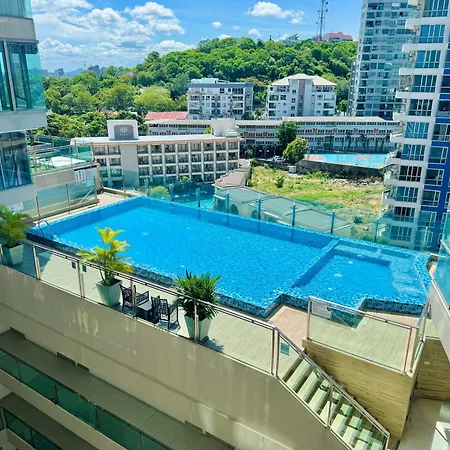 Cozy Ocean Hideaway 400m To & Fast Wi-fi อพาร์ทเม้น Pattaya