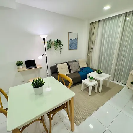 Cozy Ocean Hideaway 400m To & Fast Wi-fi อพาร์ทเม้น Pattaya