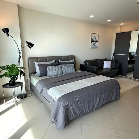 View Talay 7 Seaview