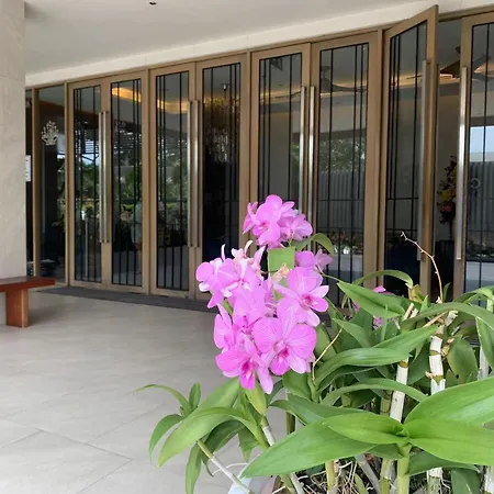 อพาร์ทเม้น Pattaya市中心/临近海滩/无边泳池/家具齐全/24小时安保 Pattaya