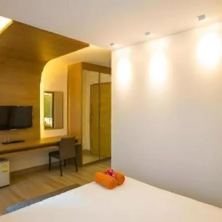 P.72 2* Pattaya
