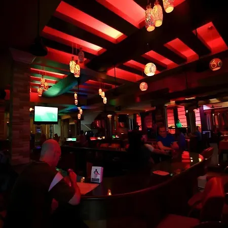 P.72 โรงแรม Pattaya