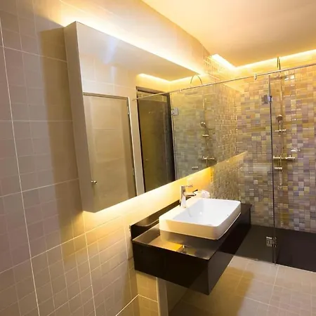 P.72 โรงแรม Pattaya