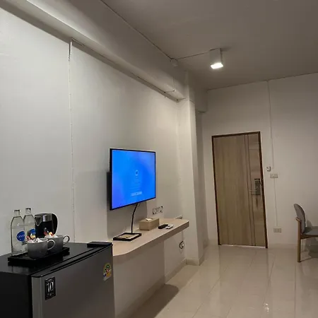 House Walking Street Guest house 3*