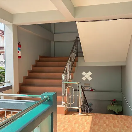 โฮมสเตย์ Marin House *