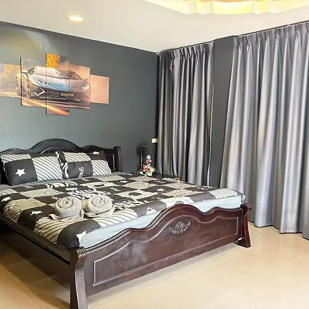 โฮมสเตย์ Marin House