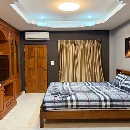 โฮมสเตย์ Marin House Pattaya