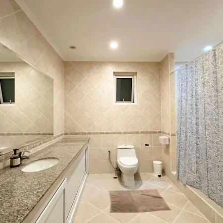 Majestic Pool Private *