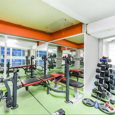 โรงแรม The Esse 3*