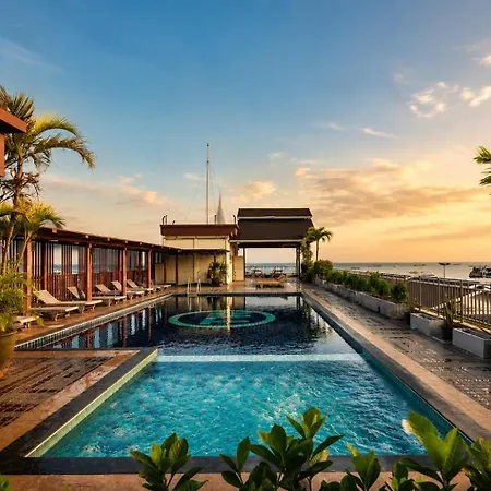 เบย์วอลค์ เรสซิเดนซ์ พัทยา - บาย ไทยวัฒน์ โรงแรม Pattaya