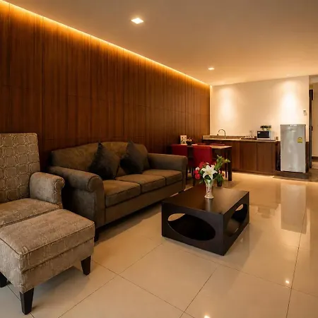 โรงแรม เบย์วอลค์ เรสซิเดนซ์ พัทยา - บาย ไทยวัฒน์