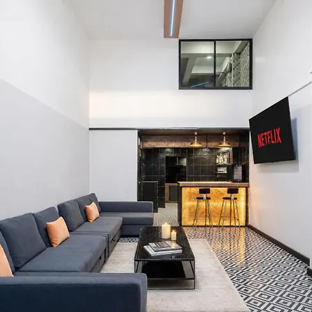 Buakhao Center 5 Bedroom วิลล่า *