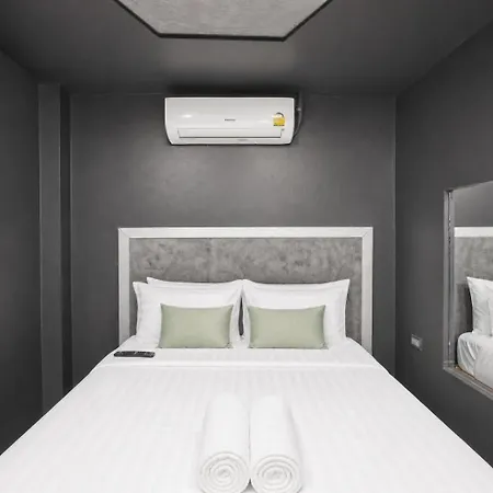 Buakhao Center 5 Bedroom วิลล่า Pattaya
